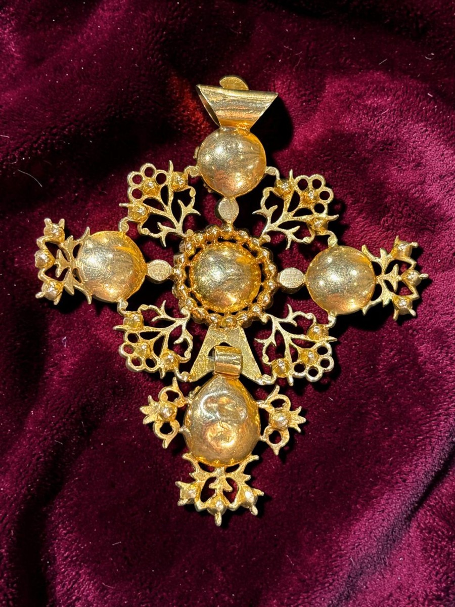Croix dite "quadrille" ou croix de Saint-Lô, en or jaune 18 carats, fin XVIIIe - début XIXe siè-photo-2