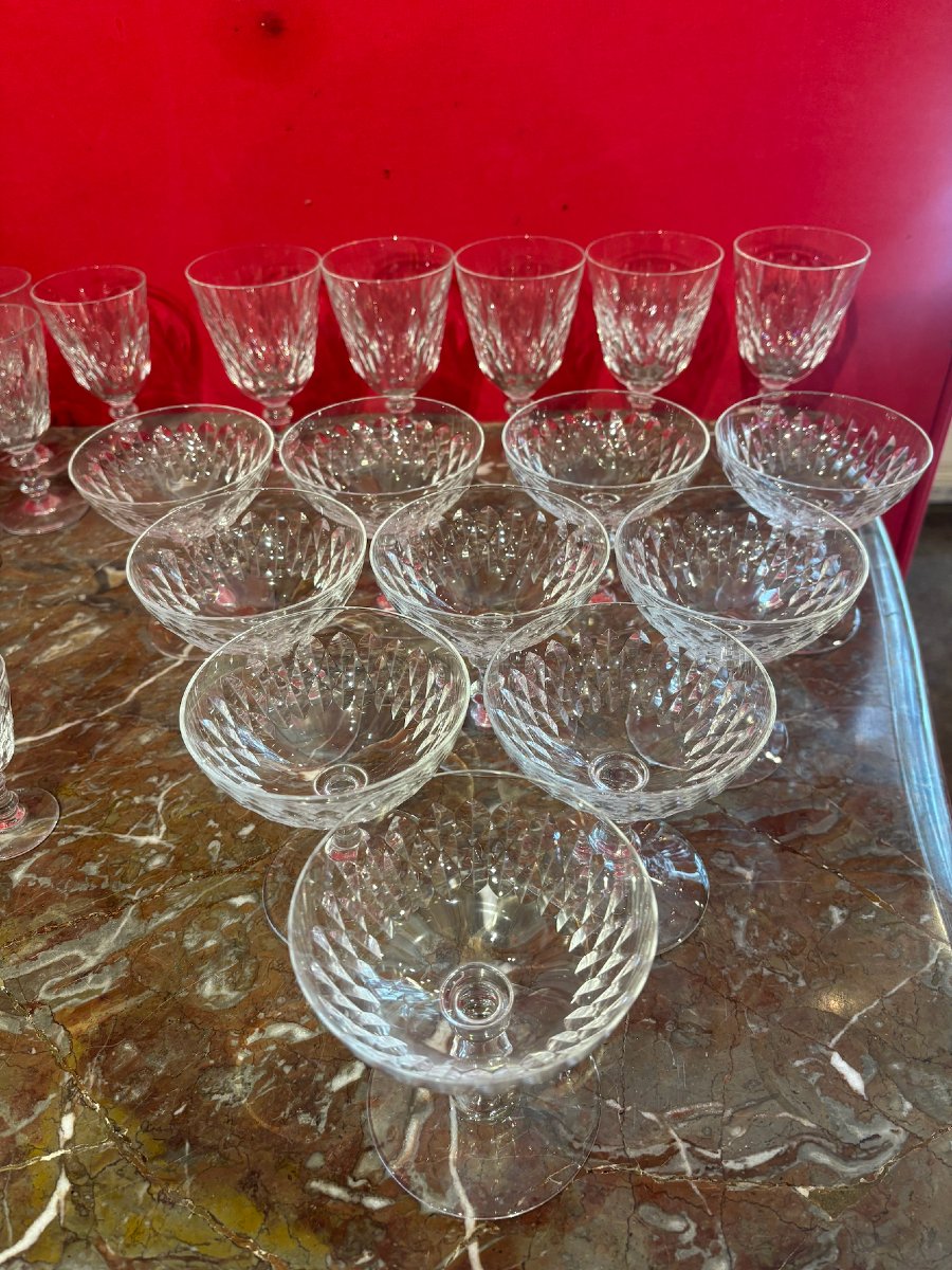 53 pièces en cristal taillé Baccarat, modèle Armagnac-photo-1