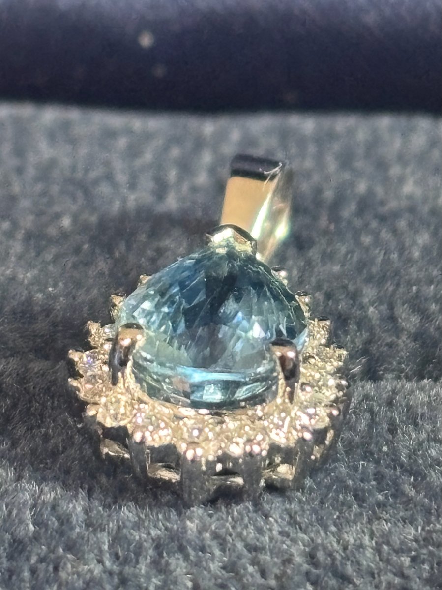 Pendant In 18k White Gold, Centered With A Pear-cut Sapphire, Approx. 2 Ct.-photo-2