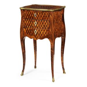 Table d'appoint d'époque Louis XV