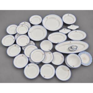 19th-century Parisian Porcelain Dinner Service