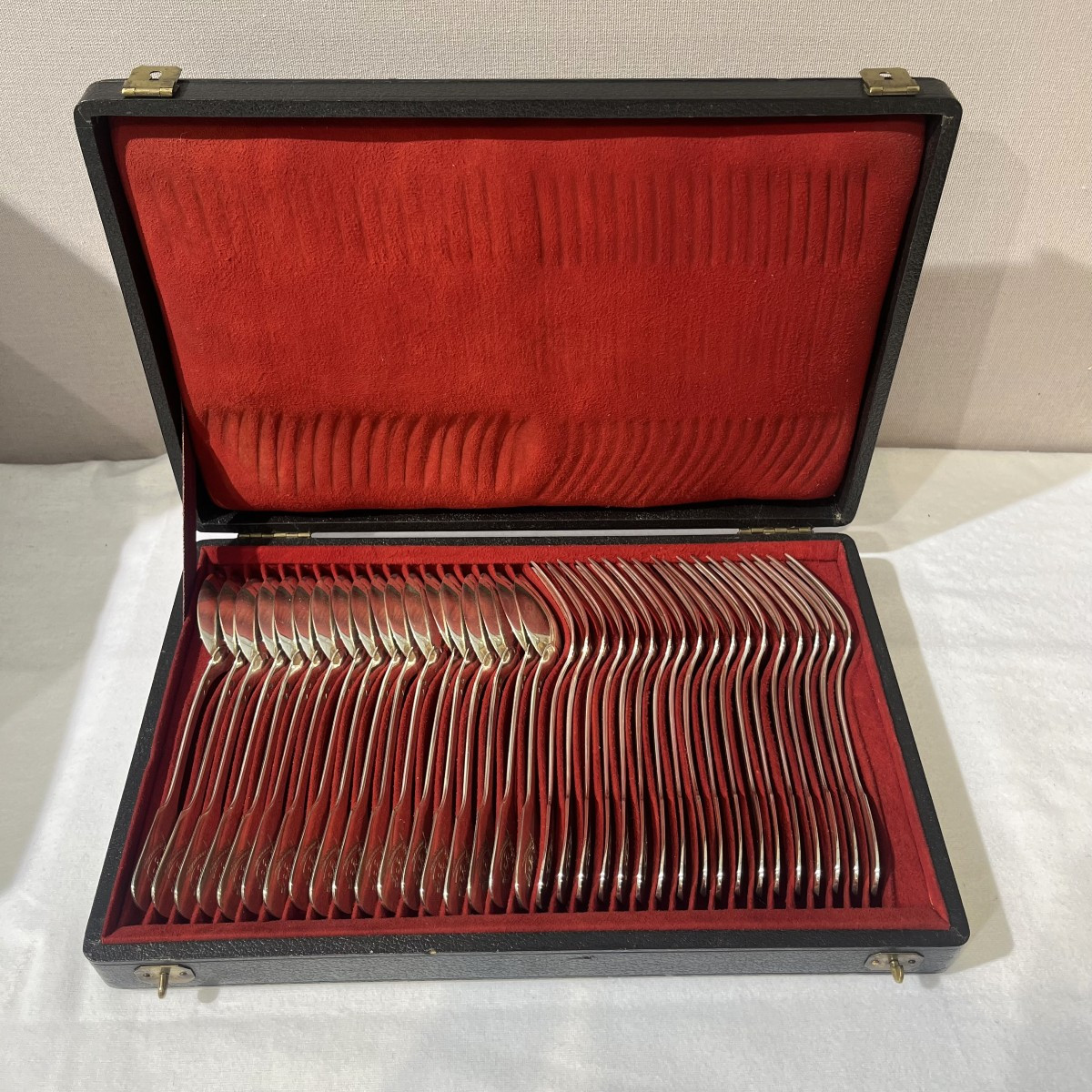 18-piece Solid Silver Dessert Cutlery Set, Vieux Paris. By Soufflot. -photo-3
