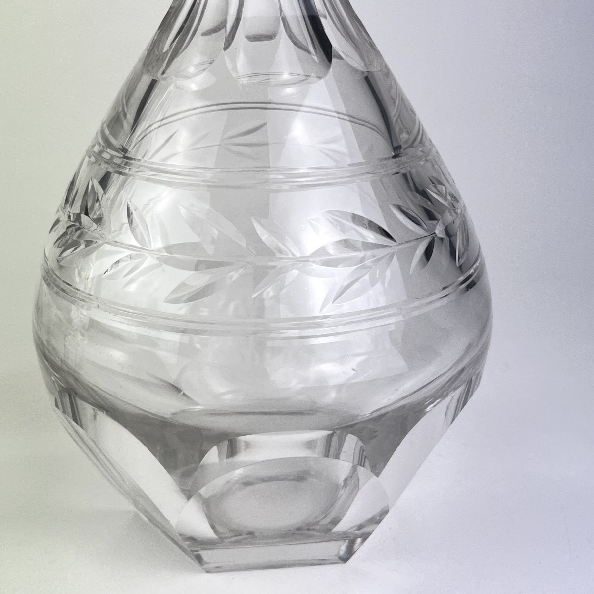 Pair Of Baccarat Crystal And Sterling Silver Decanters. Circa 1921 In Paris.-photo-3