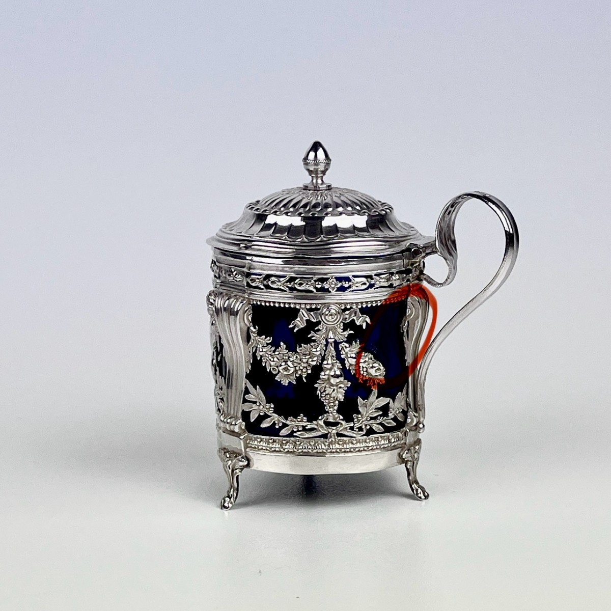 Moutardier en argent massif, d'époque Louis XVI à Paris par Grimpelle.-photo-4