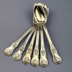 Six cuillères à thé en vermeil, d'époque Napoléon III.