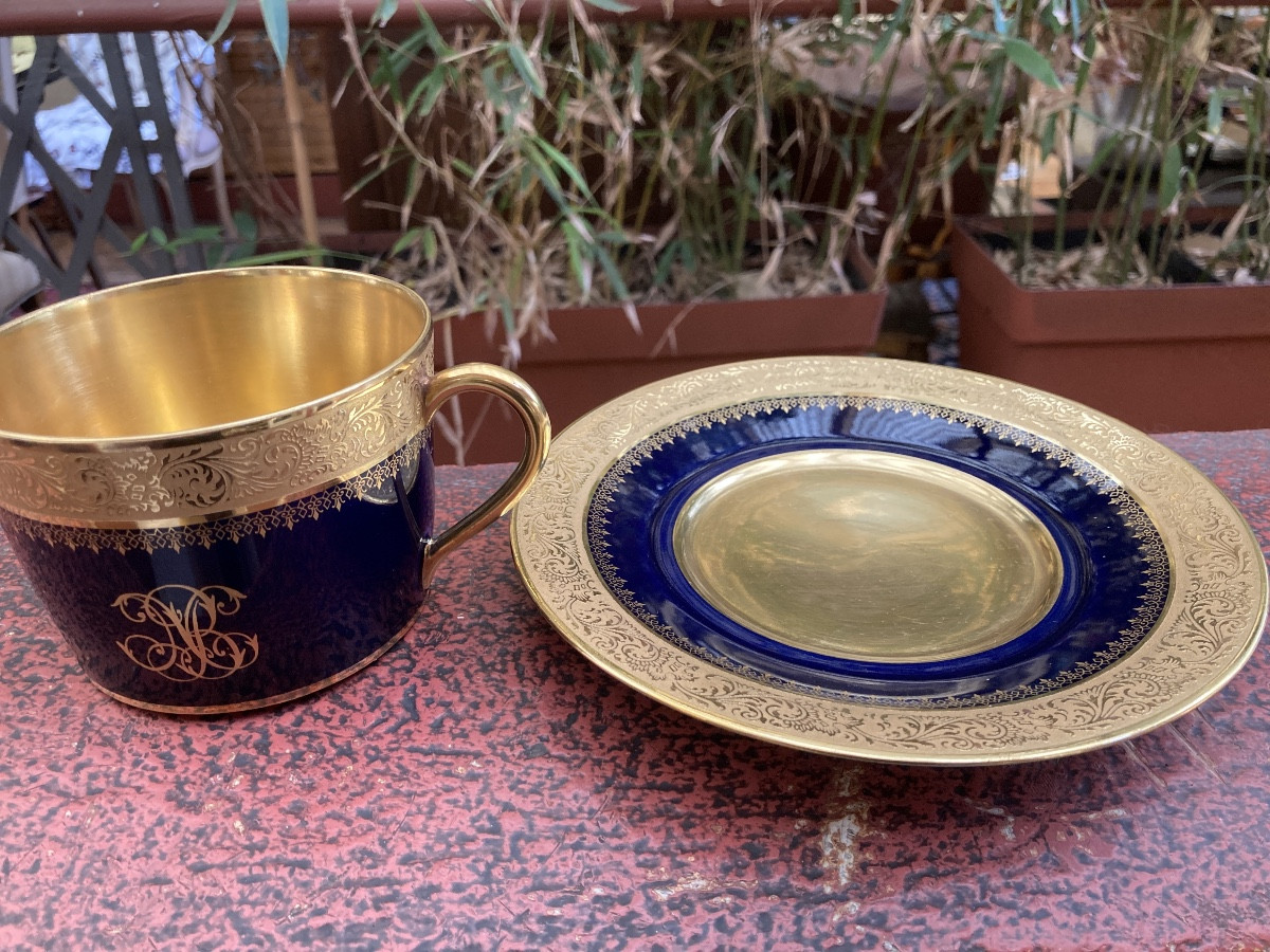 Pair Of Cobalt Blue And Gilt Limoges Chocolate Cups-photo-3