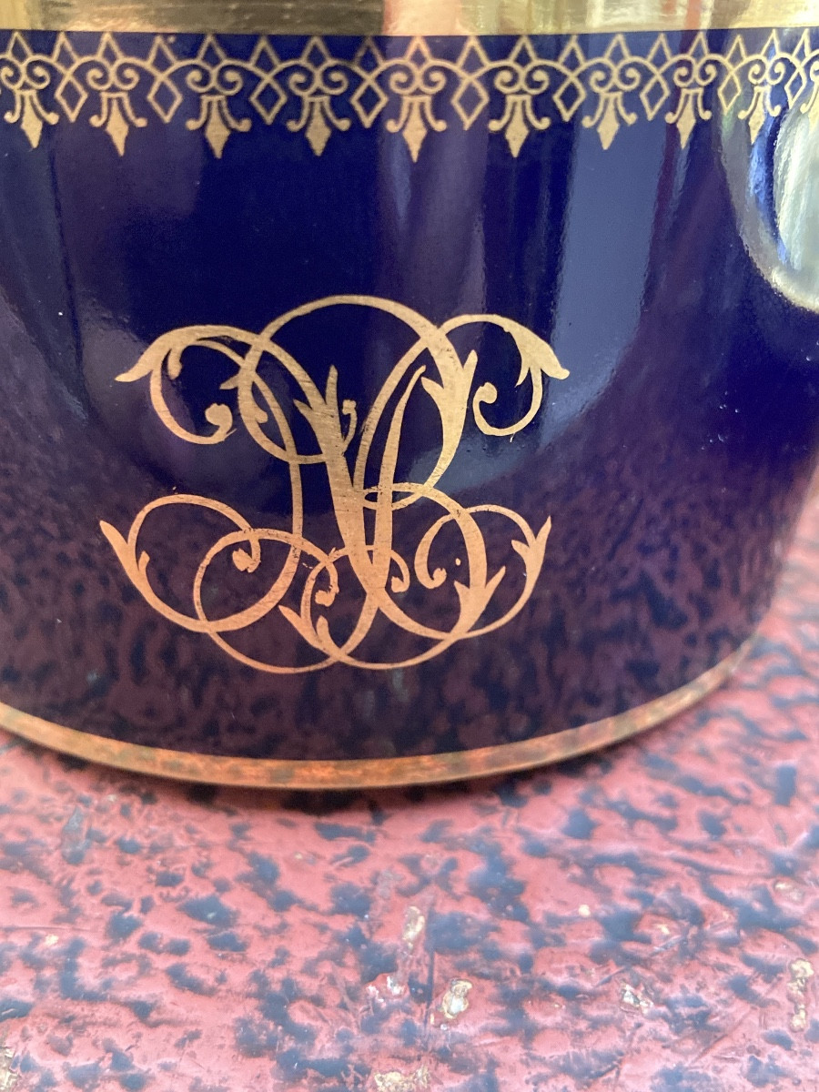 Pair Of Cobalt Blue And Gilt Limoges Chocolate Cups-photo-4