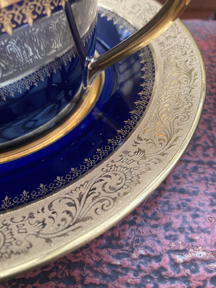 Pair Of Cobalt Blue And Gilt Limoges Chocolate Cups-photo-4
