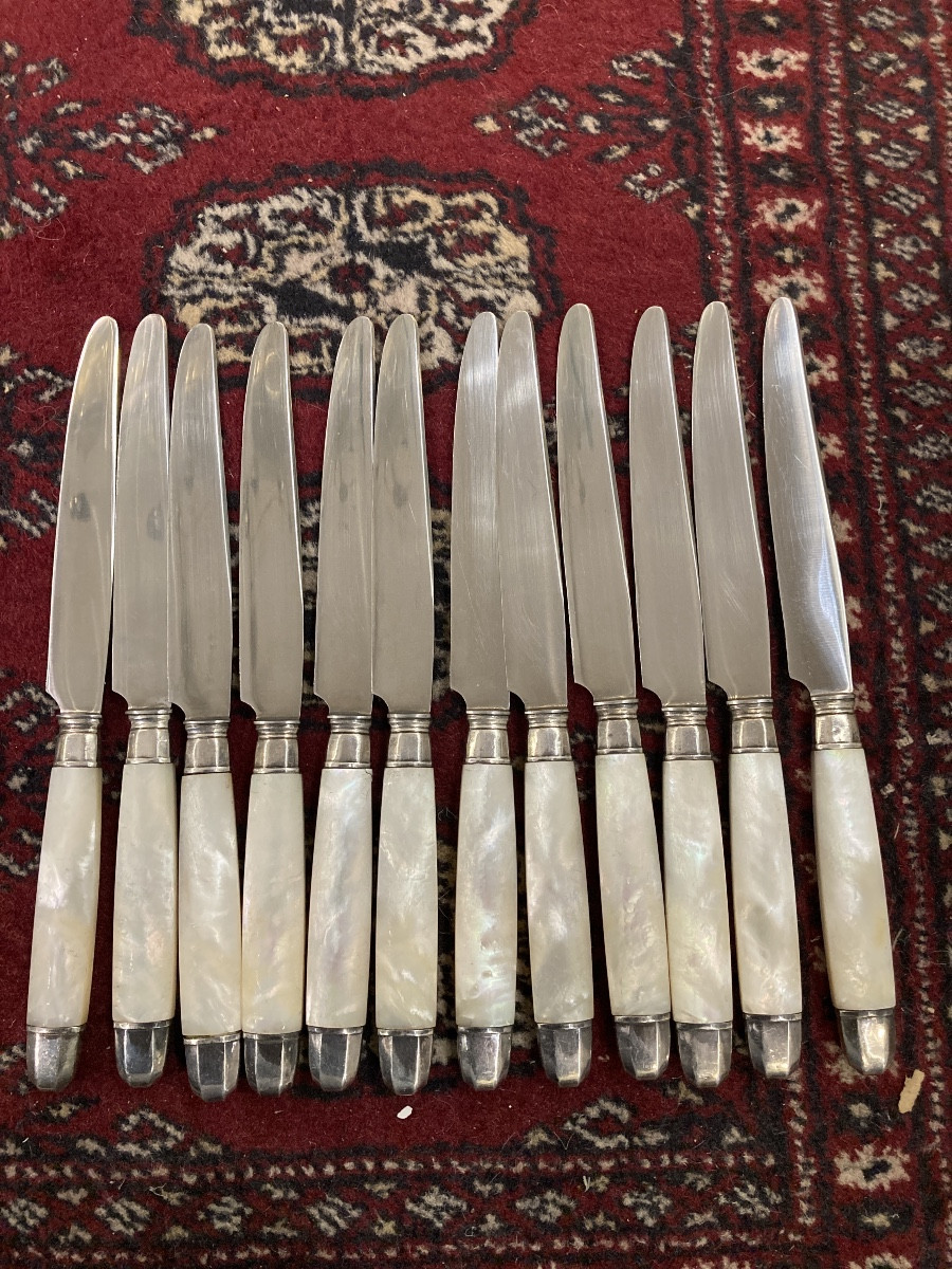Série de couteaux nacre virole argent en parfait état -photo-3