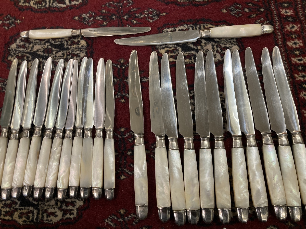 Série de couteaux nacre virole argent en parfait état -photo-4