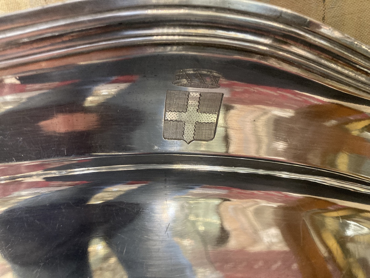 Meat Dish With Antique Border And Fillet -photo-2