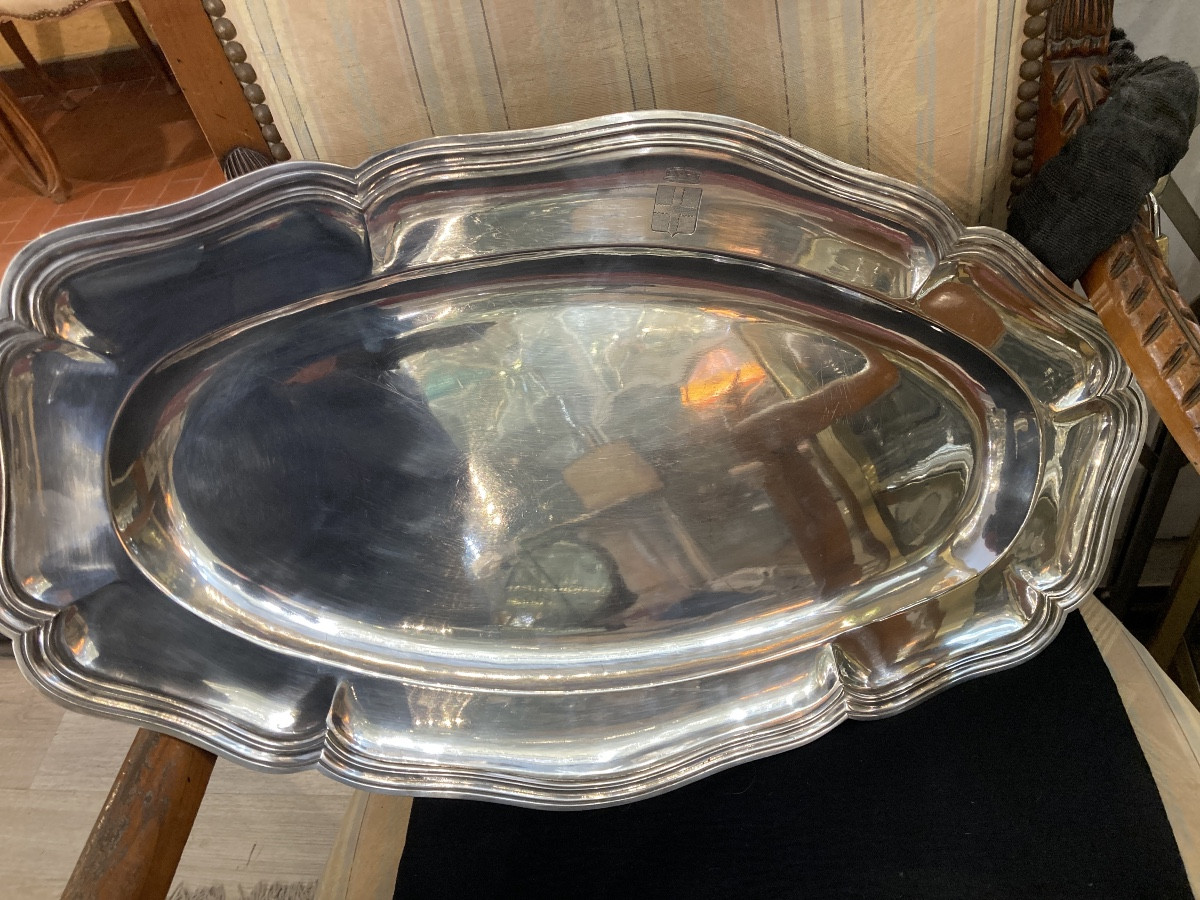 Meat Dish With Antique Border And Fillet 