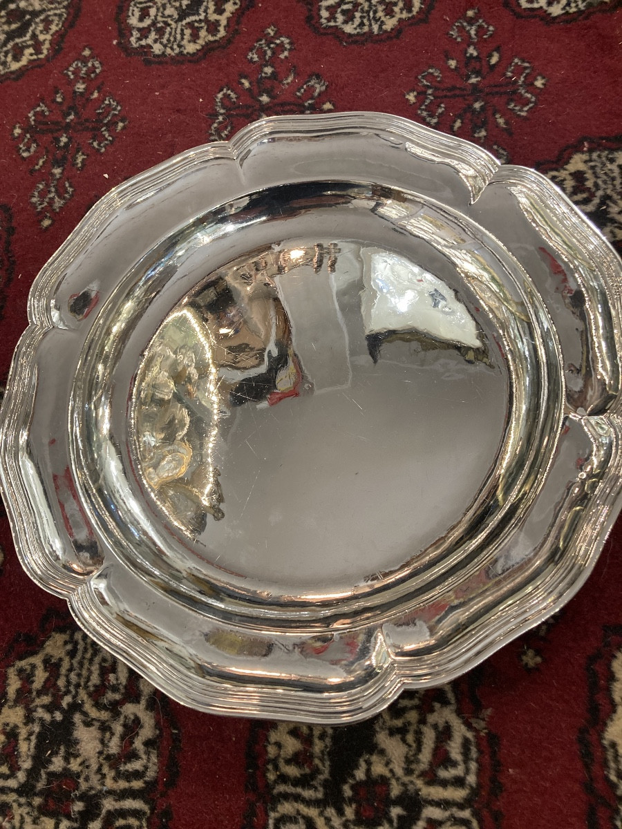 Plat rond filet contours 18 e argent 
