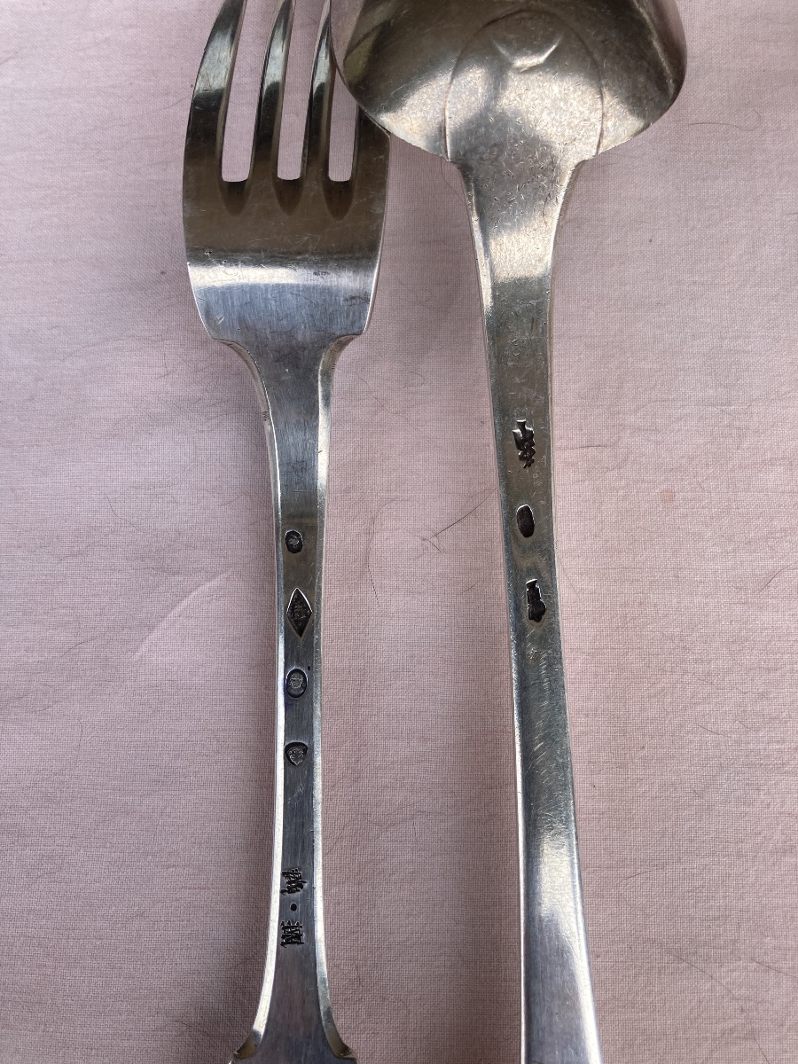 Lot à découvrir de pièces (cuillère à ragoût et fourchette)de service 18 e -photo-4
