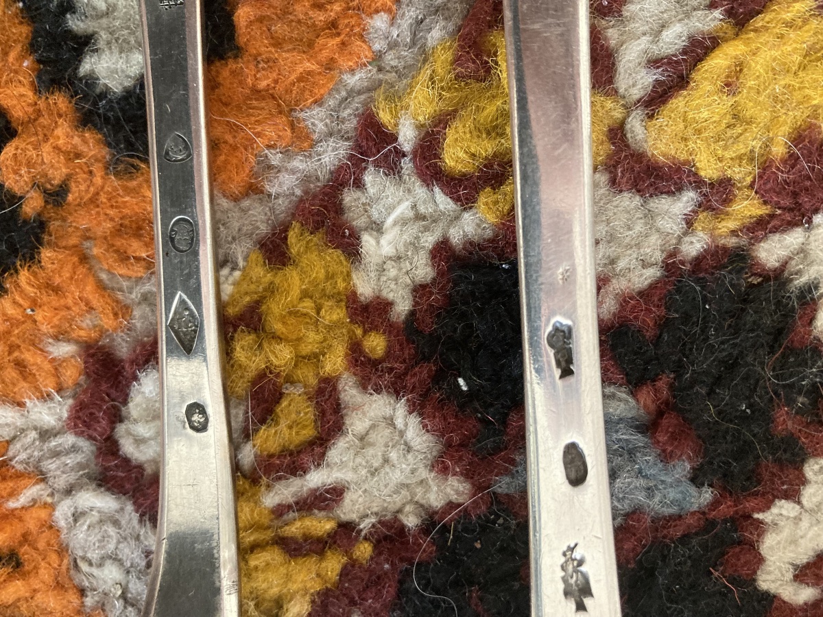 Lot à découvrir de pièces (cuillère à ragoût et fourchette)de service 18 e -photo-4