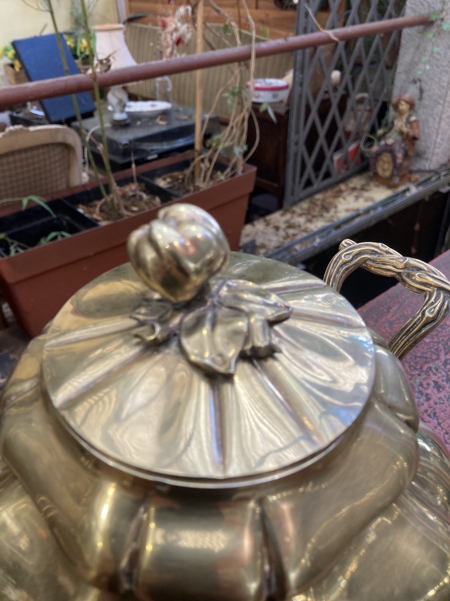 Enormous Minerve Vermeil Sugar Bowl -photo-4