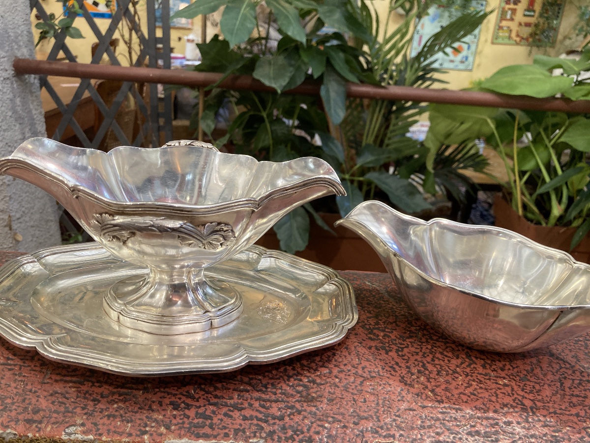 Solid Silver Gravy Boat With "dormant" Exterior And "minerve" Interior -photo-2