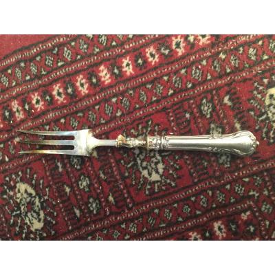 Minerva Solid Silver Game Fork