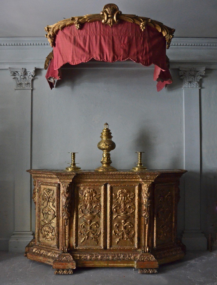 Buffet En Bois Doré 