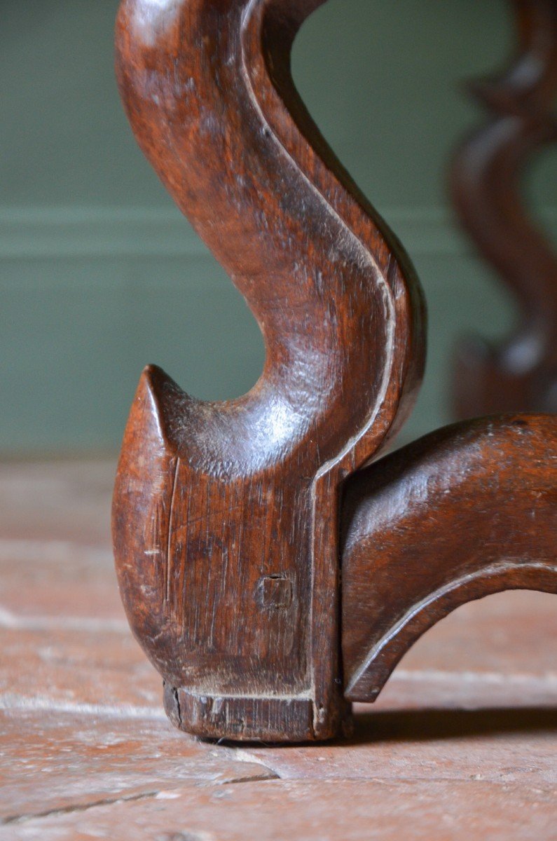 Large Fauteuil Louis XIII -photo-1
