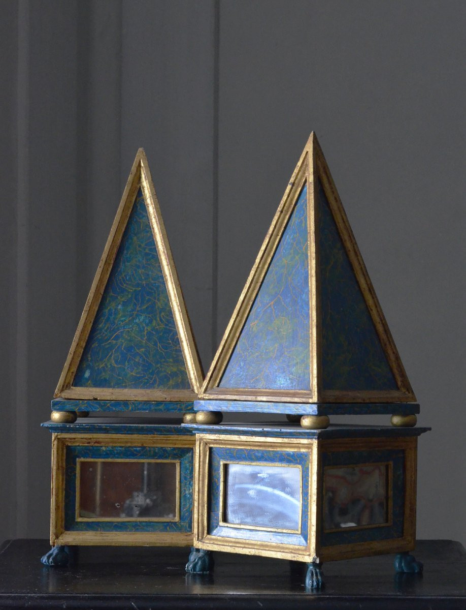 Paire d'obélisques reliquaires -photo-2