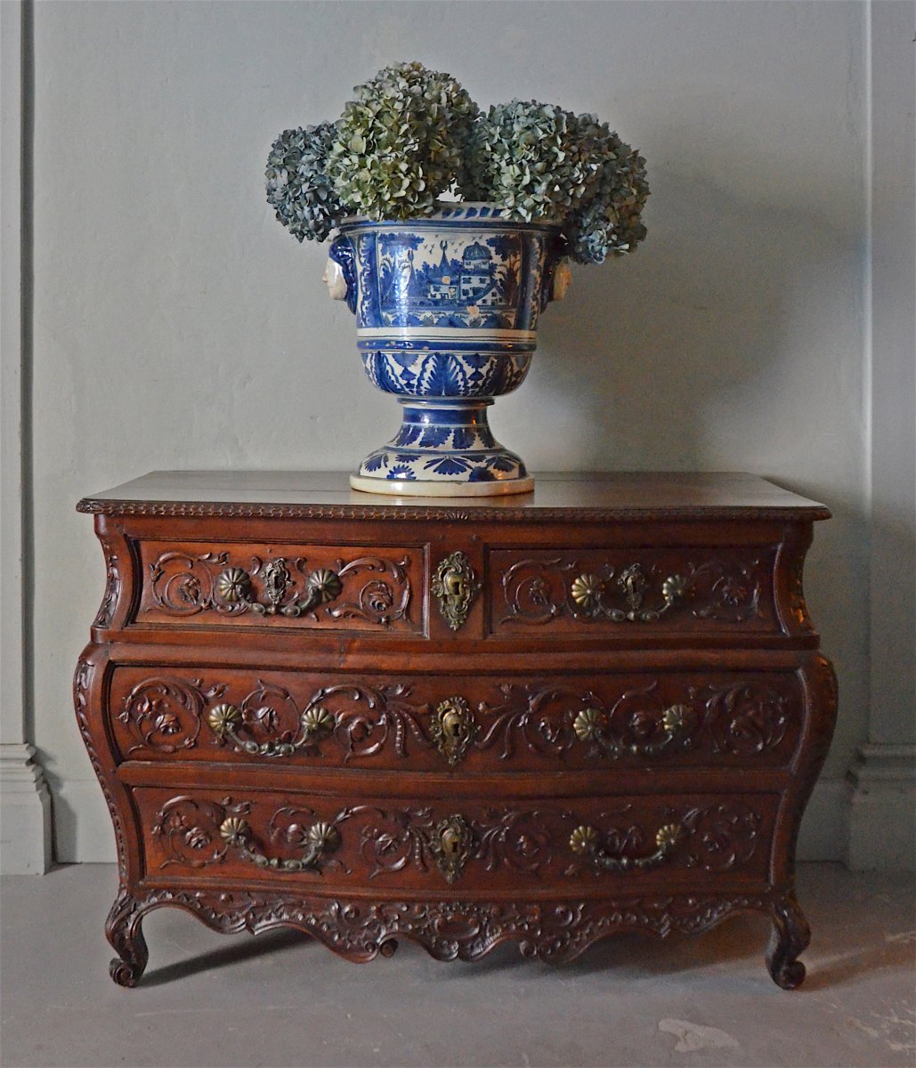 Bordeaux Commode, Louis XV Period