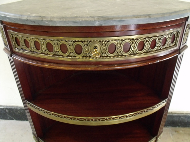 Pair Finish Corner Eighteenth Century Mahogany And Gilded Bronze-photo-1