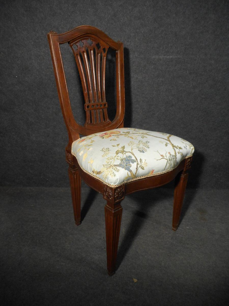 Serie De Quatre Chaises En Noyer époque XVIIIe Estampillé-photo-4
