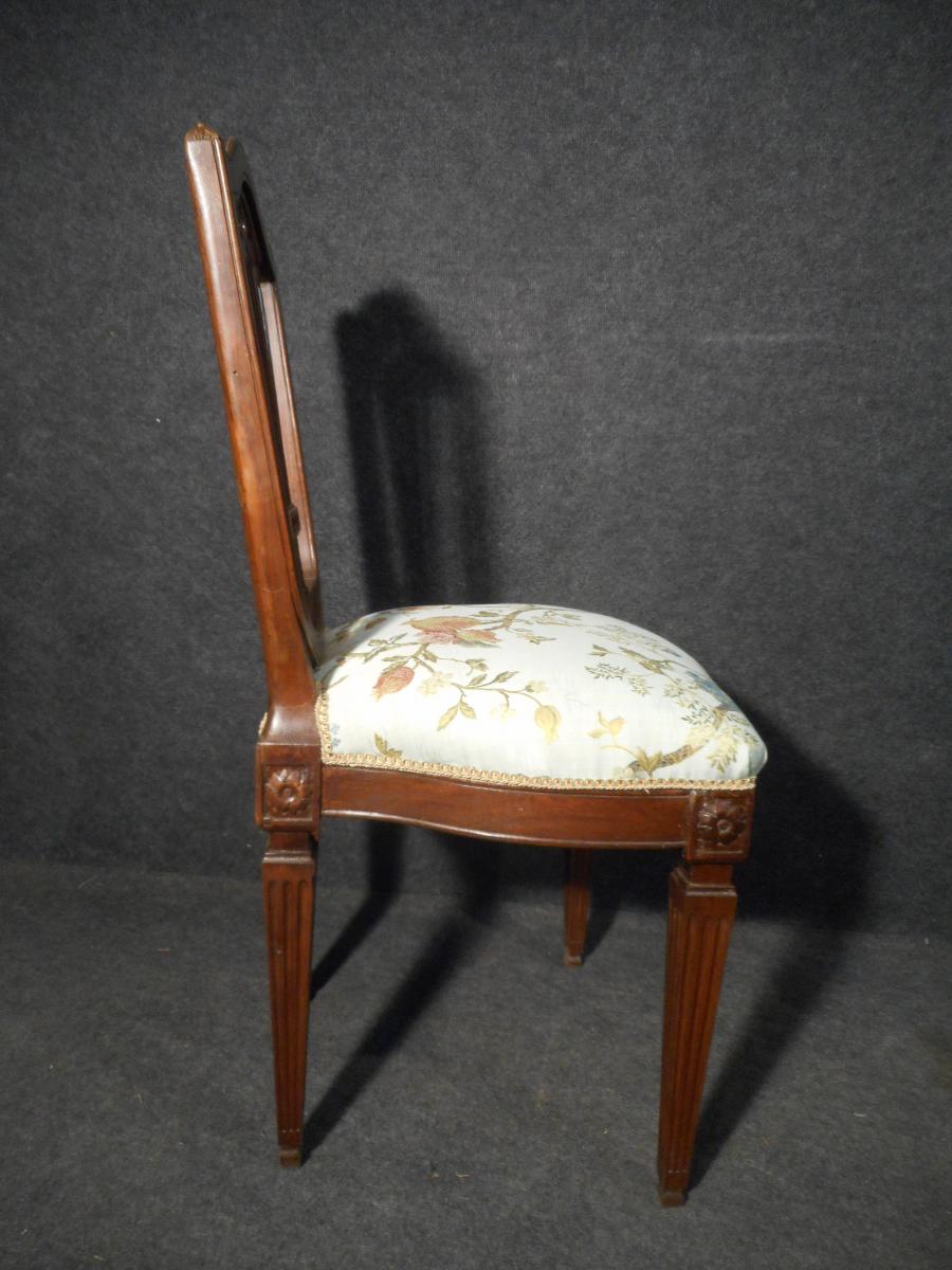 Serie De Quatre Chaises En Noyer époque XVIIIe Estampillé-photo-7