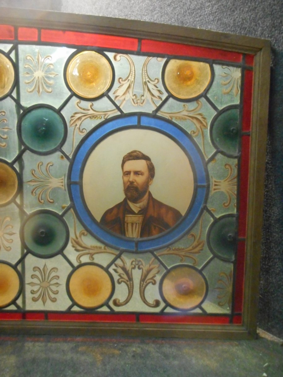 Stained Glass Window Nineteenth Portraits Manufacturer Of Belgian Brewery Beer-photo-3