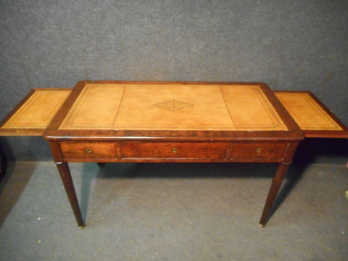Louis XVI Period Desk In Mahogany-photo-1