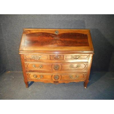 Commode Scriban Galbée époque XVIII En Noyer Et Acajou