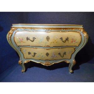 Commode Galbé En Bois Laqué Et Doré Début XXe