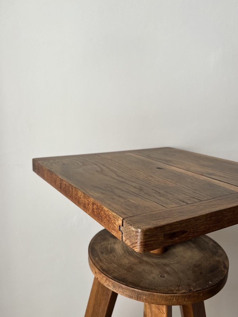 Early 20th Century Light Oak Sculptor's Studio Stand-photo-4