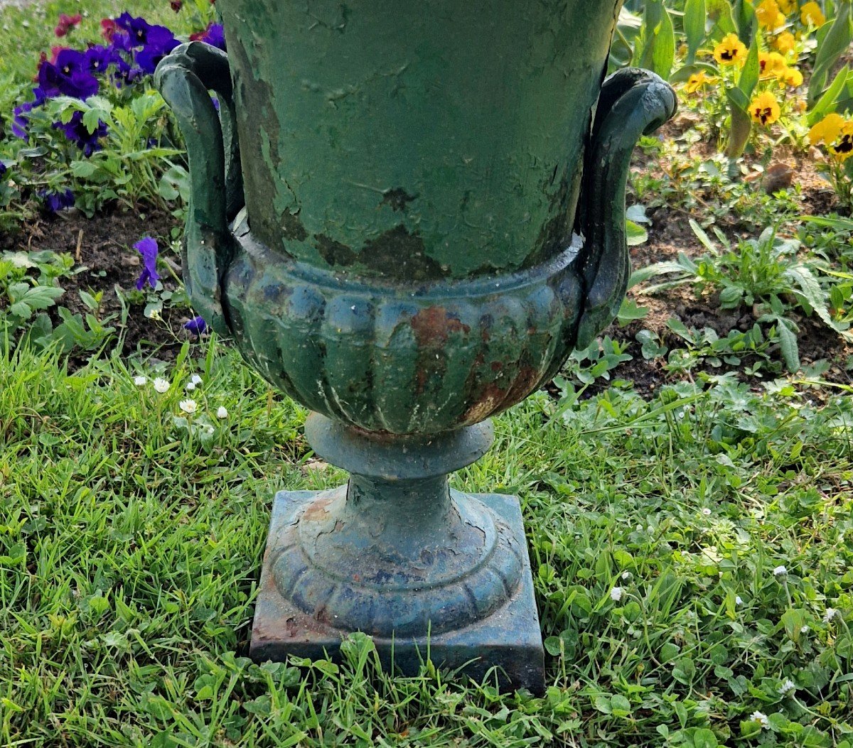 20th Century Cast Iron Medici Vase-photo-7
