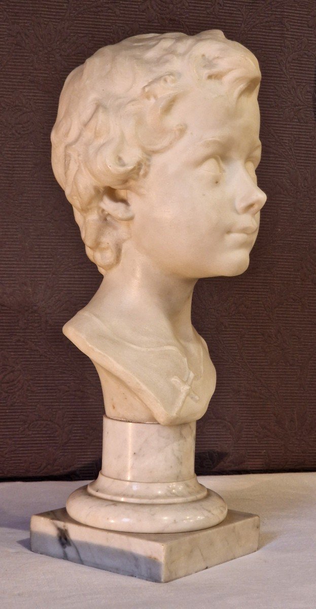Bust By Josué Dupon (1864 - 1935)