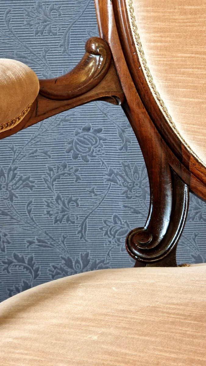 Rosewood Medallion Armchair-photo-4