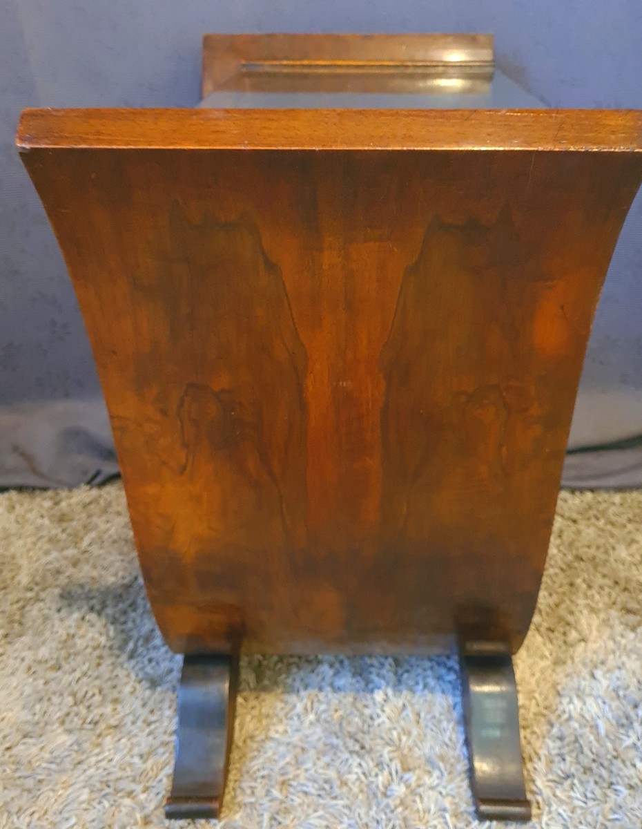 Art Deco Side Table-photo-1