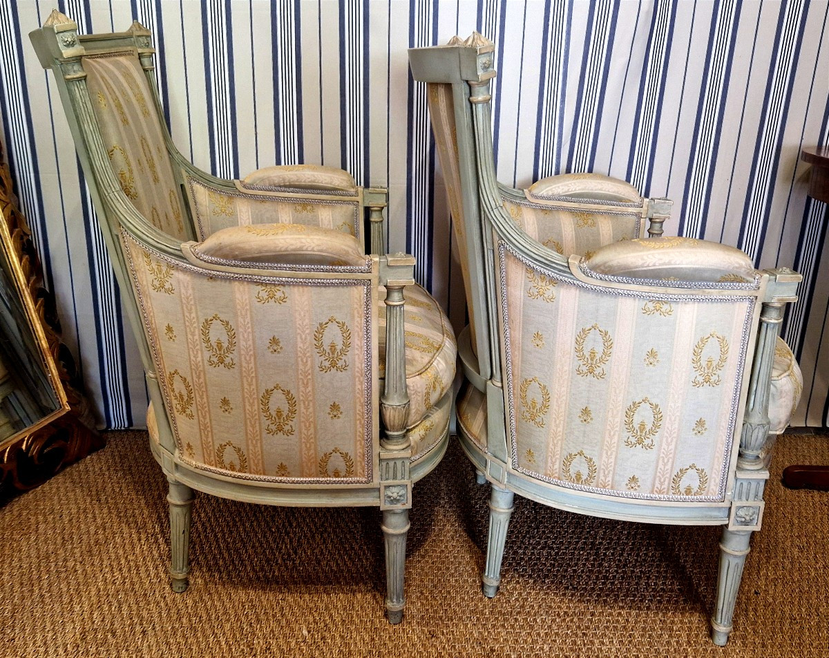 Paire de bergères de style Louis XVI-photo-3