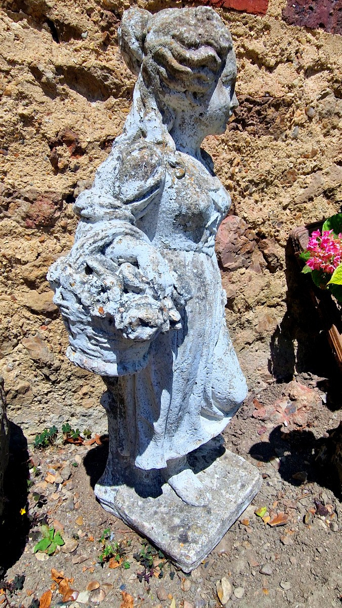 Statuette de jardin femme romantique en pierre reconstituée XXe-photo-1