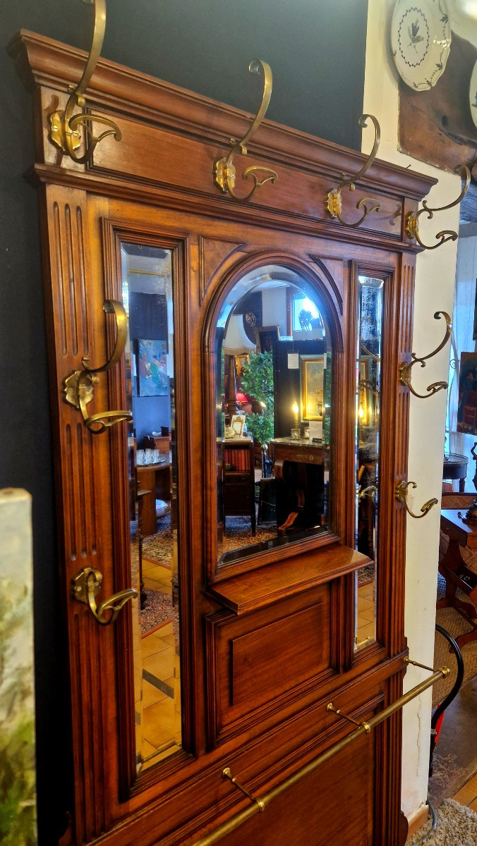 Late 19th Century Walnut Cloakroom-photo-2