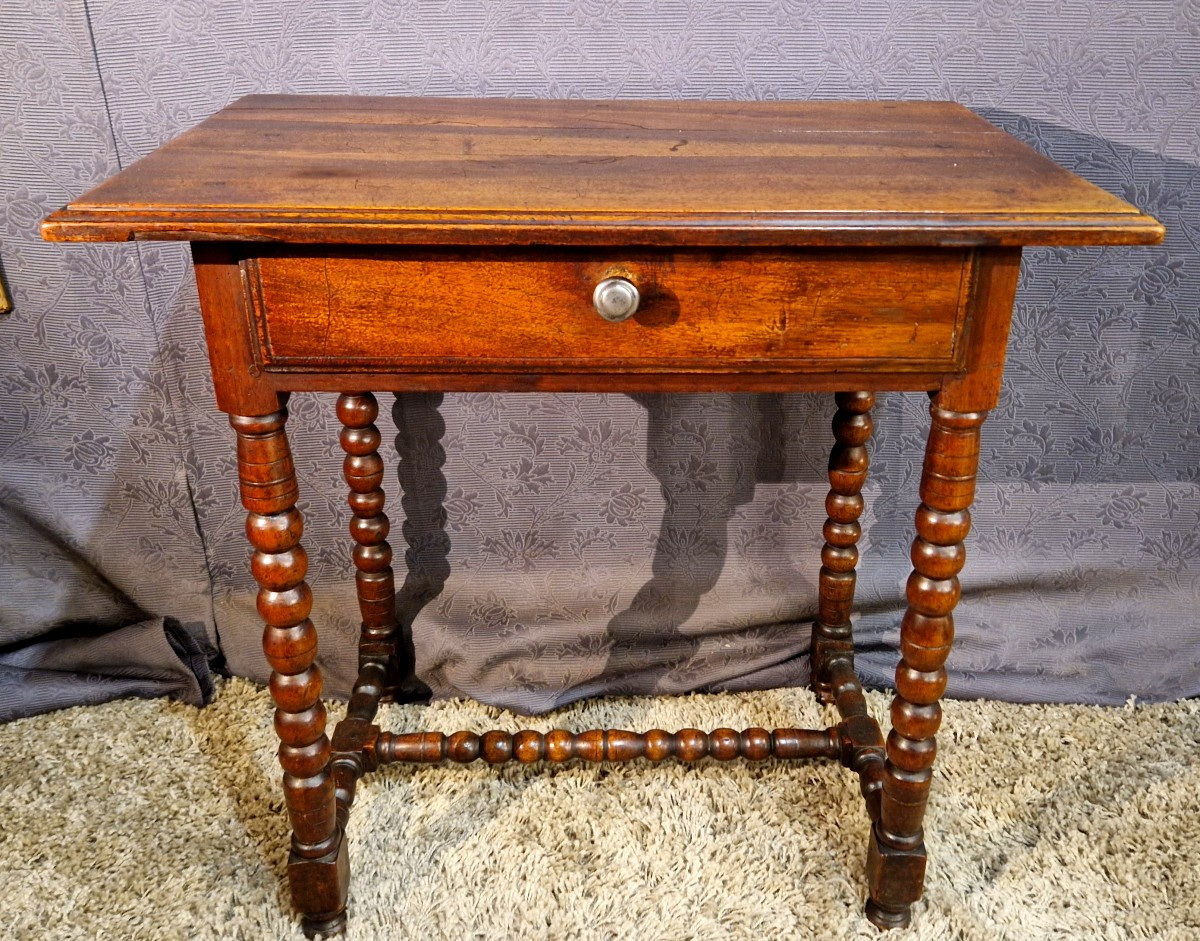 Louis III Side Table