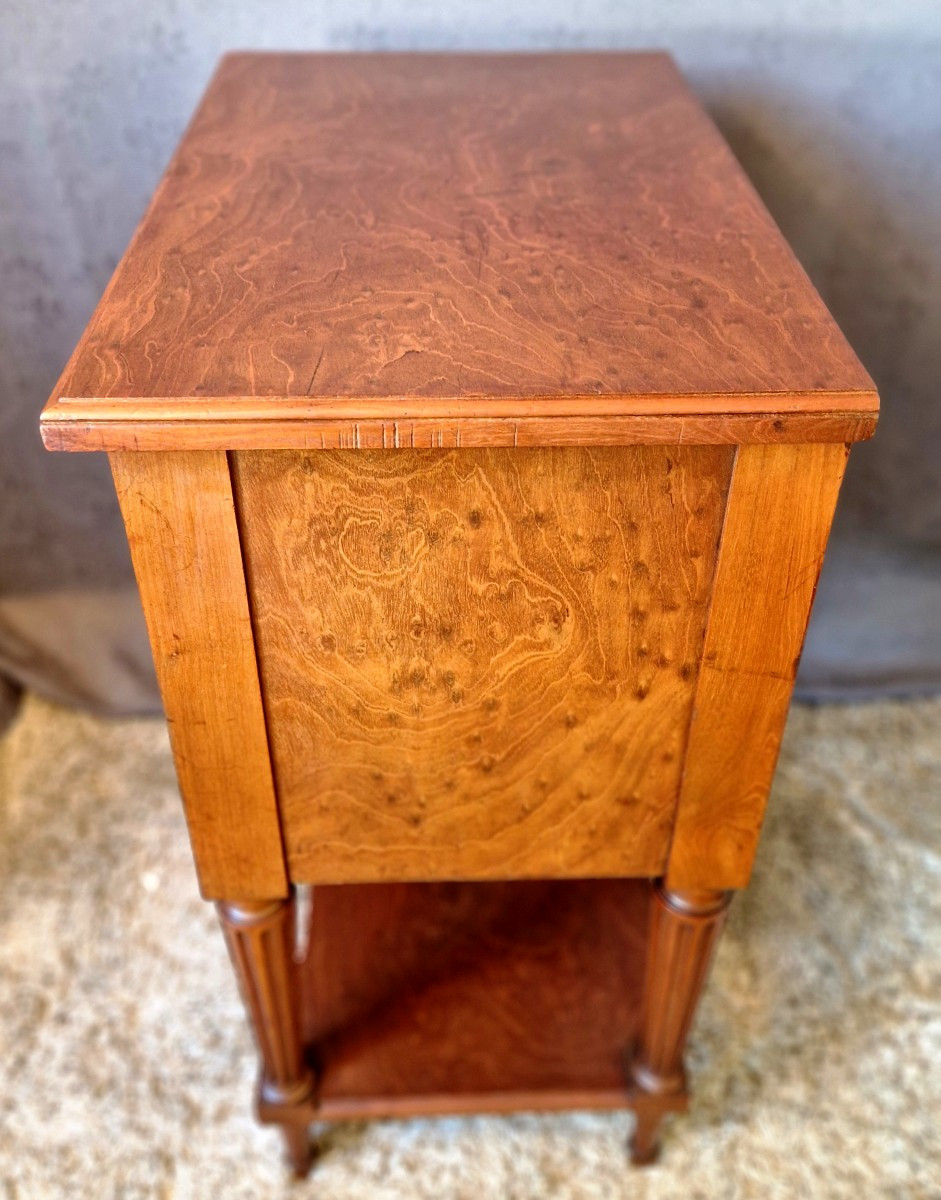Walnut Chest Of Drawers -photo-4