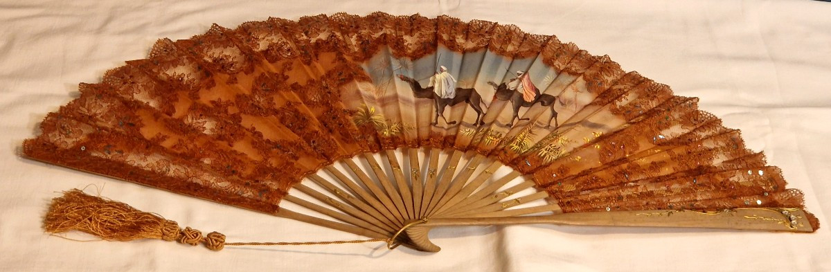 20th Century Oriental Fan-photo-1