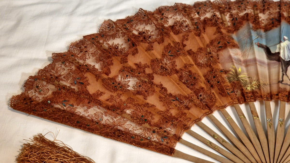 20th Century Oriental Fan-photo-2