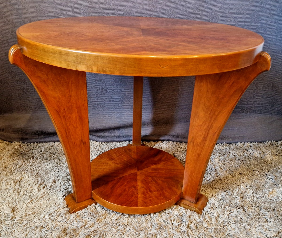 Art Deco Side Table In Walnut Veneer