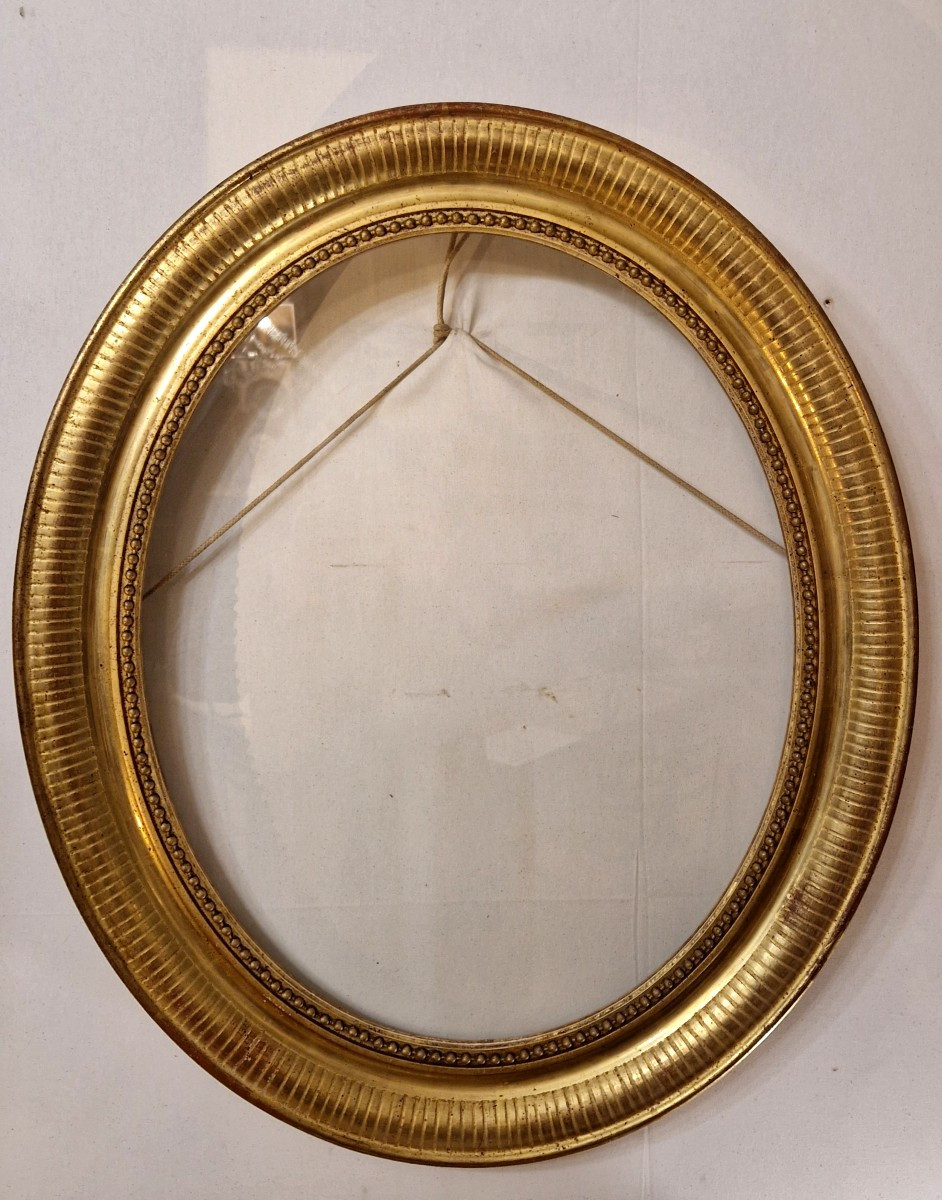 Pair Of Oval Frames Gilded With Gold Leaf, 19th Century-photo-2