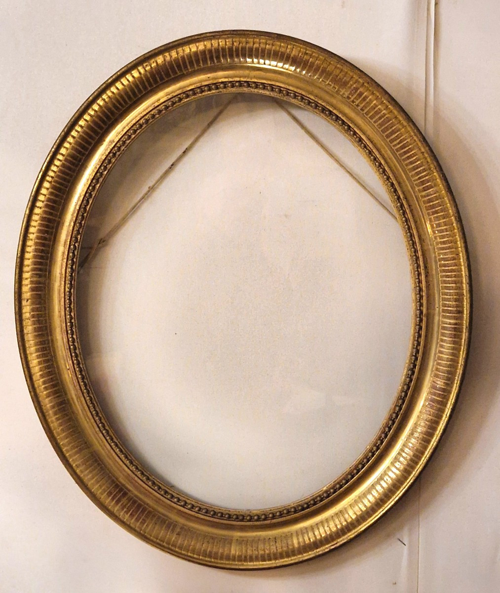 Pair Of Oval Frames Gilded With Gold Leaf, 19th Century-photo-1