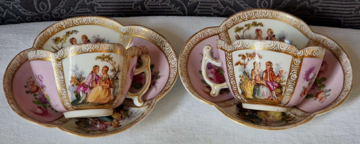 Pair Of Dresden Saxon Porcelain Cups And Saucers-photo-2