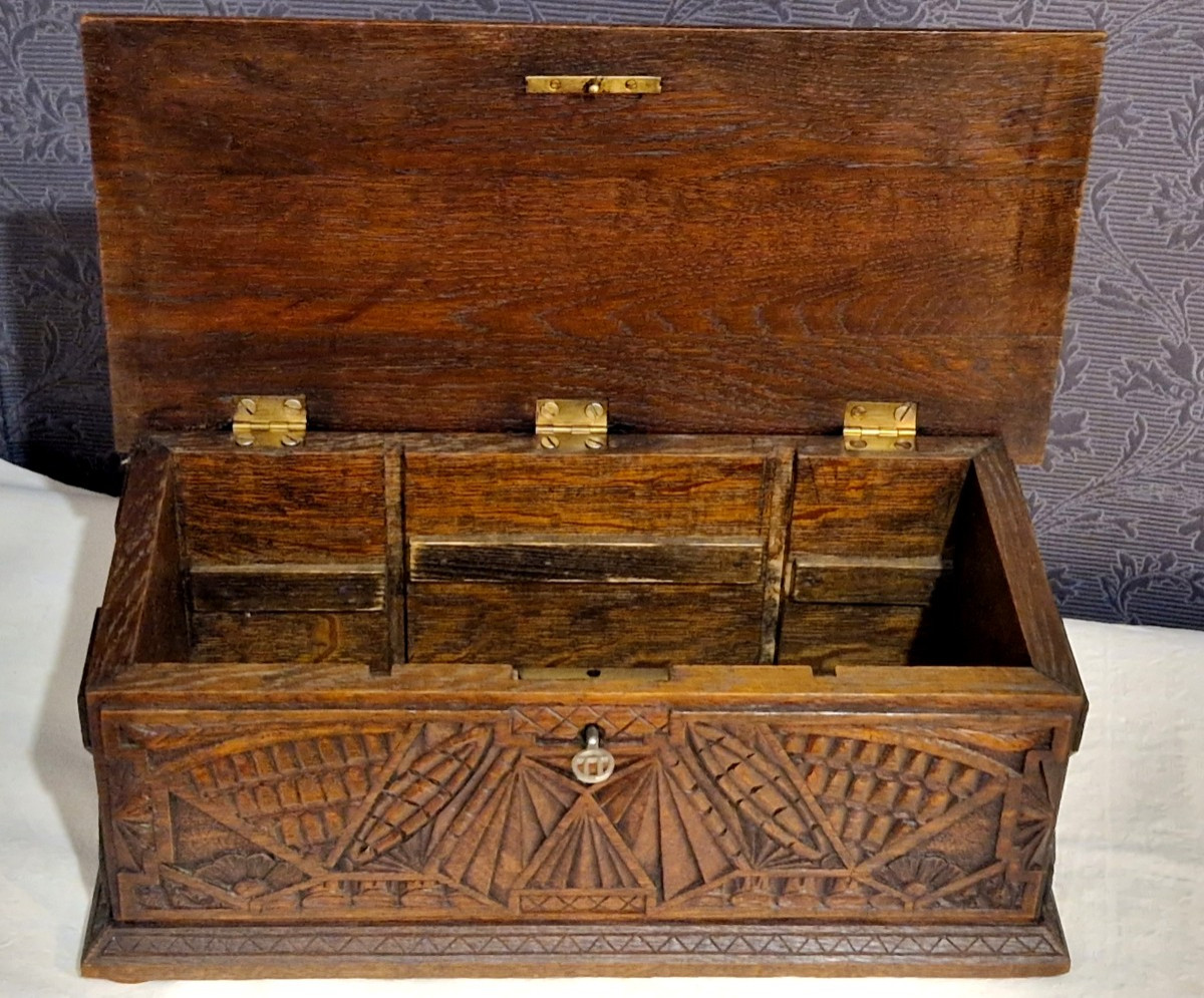 Coffret sculpté en chêne-photo-4